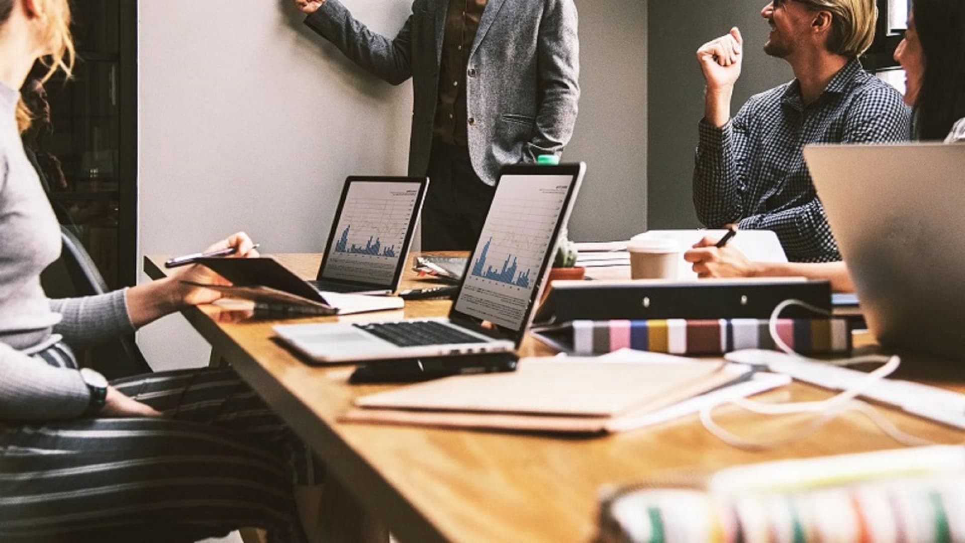 Microsoft 365 Buyer's Guide for SMEs: Which is Right for You?